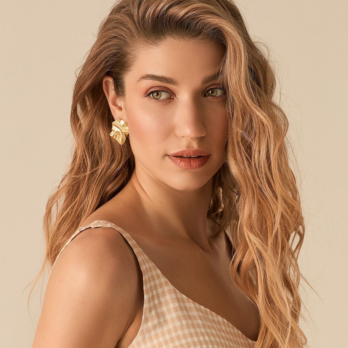 Womens Gold Studs Earrings, 14K Gold Plated Personality Big Stud Earring,Stainless Steel Hypoallergenic Ear Rings Trendy Jewelry,Christmas Birthday Gifts for Her Girlfriend Sister
